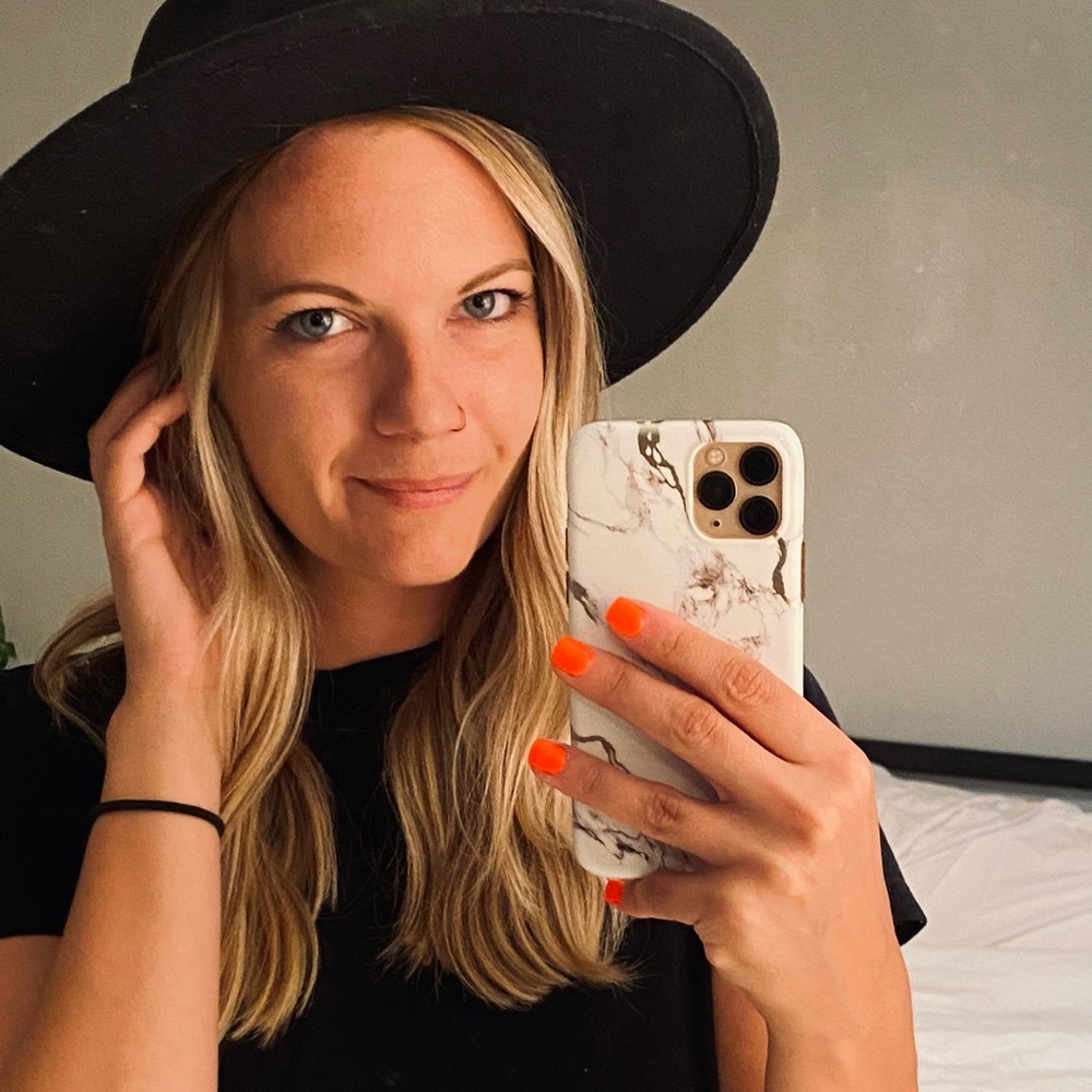 Meet your Posher, Amy